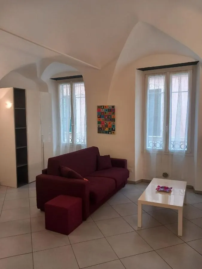 Casa Colombo Daire Finale Ligure