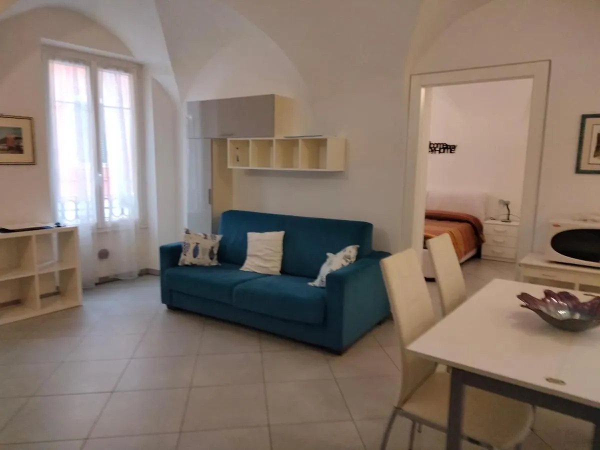 Casa Colombo Daire Finale Ligure